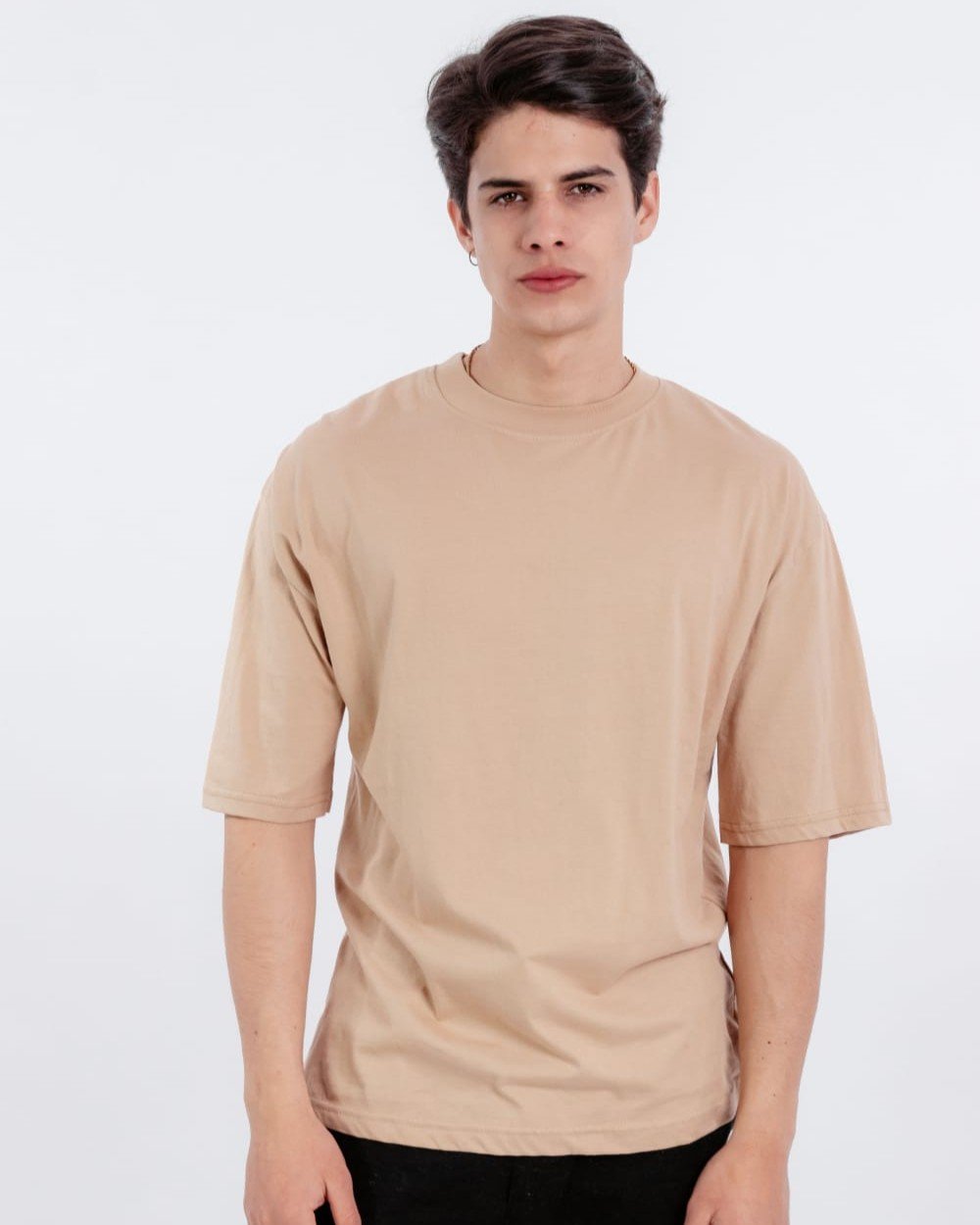 Polo Beige Oversize Hombre (1) Polo Beige Oversize para Hombre