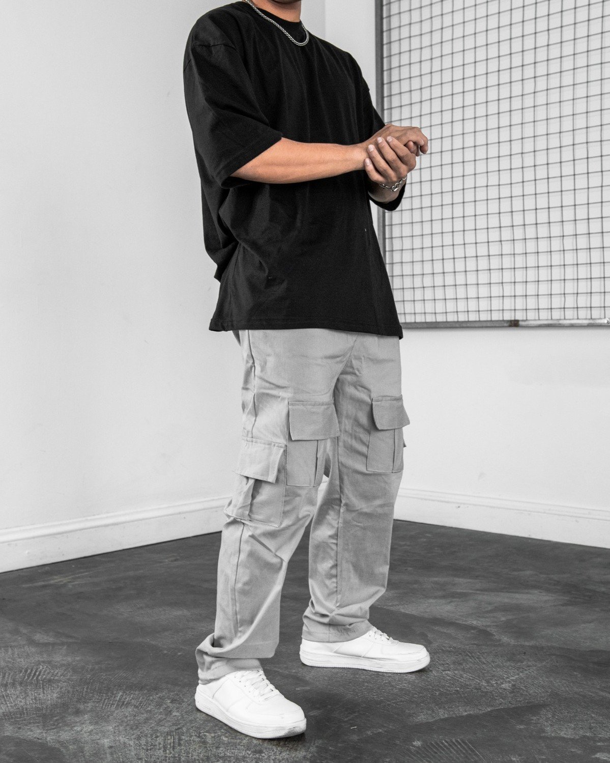 jogger plomo claro oversize para hombre