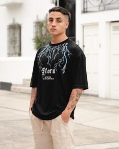 Polo Negro Storm Overzie para Hombre