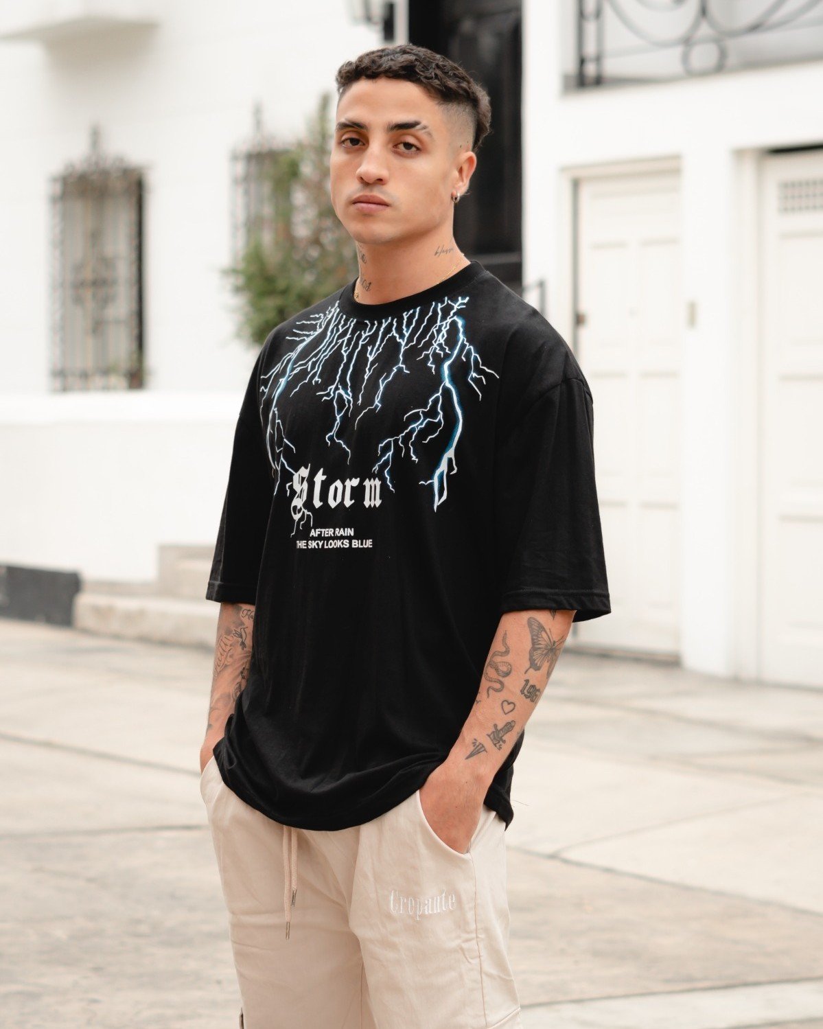 Polo Negro Storm Overzie para Hombre