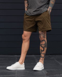 short marron canela ston para hombre