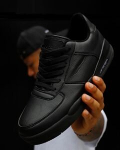 zapatillas negro para hombre
